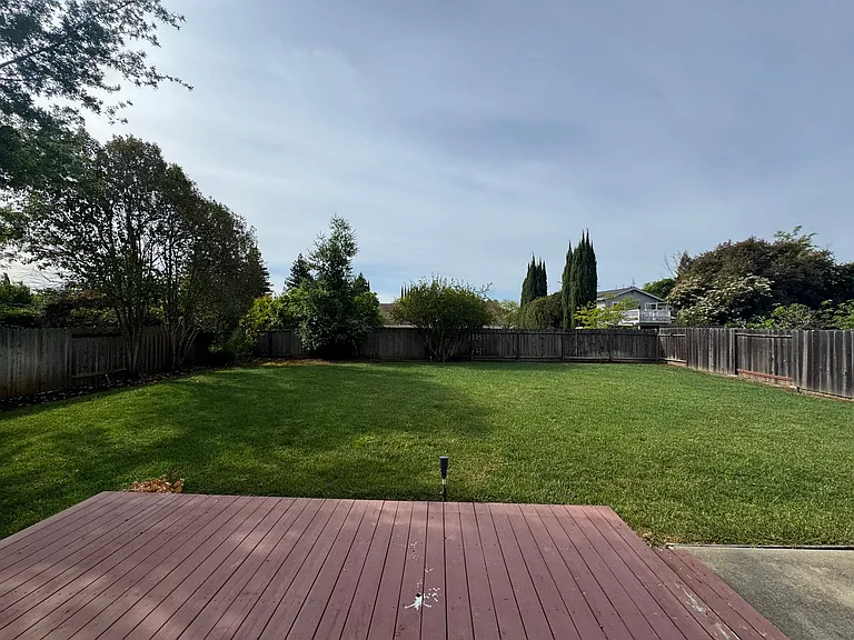 3445 Quincey Ln — Photo 26