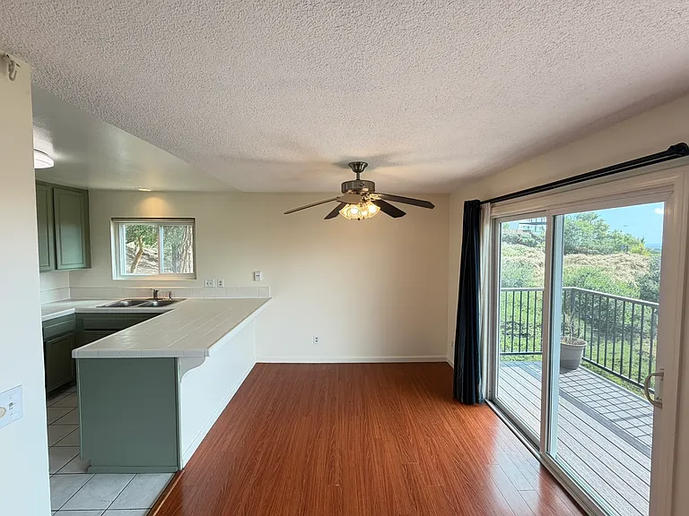 3652 Clairemont Dr #1A-1 — Photo 5