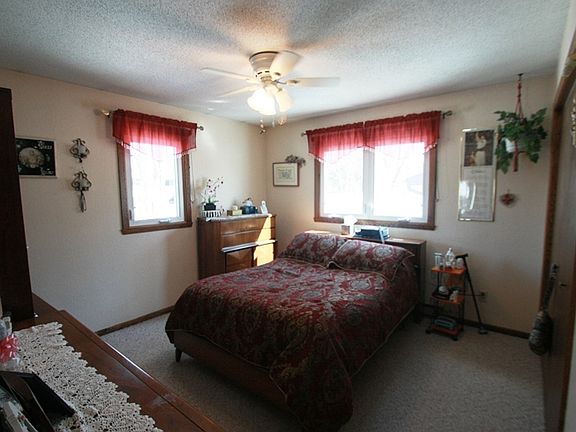 3rd image of 2033 Northway Cir