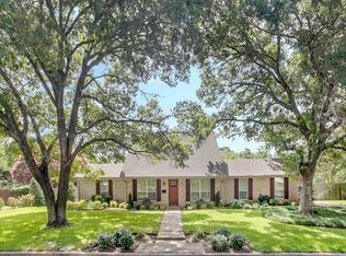 6808 Viking Dr, Waco, TX 76710