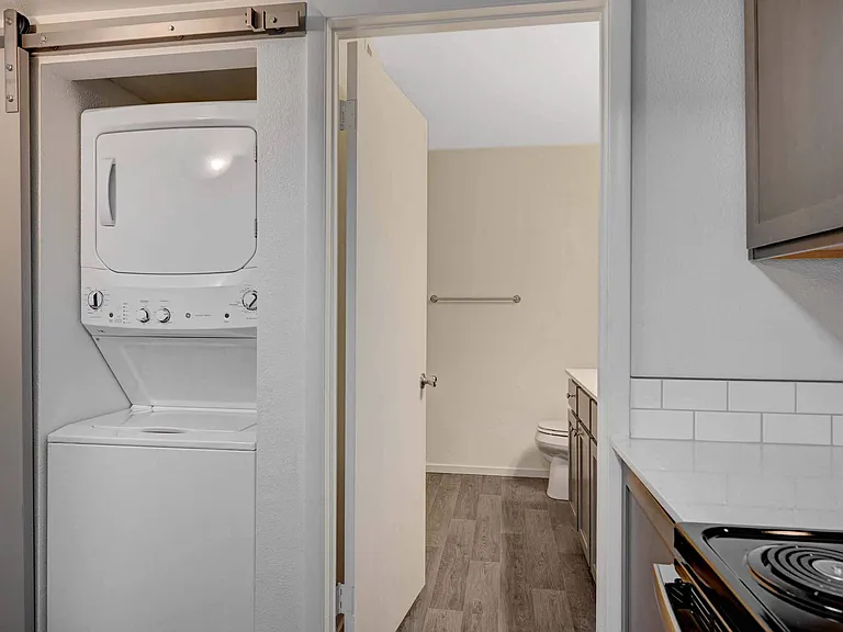 Solstice Apartment Homes — Photo 20