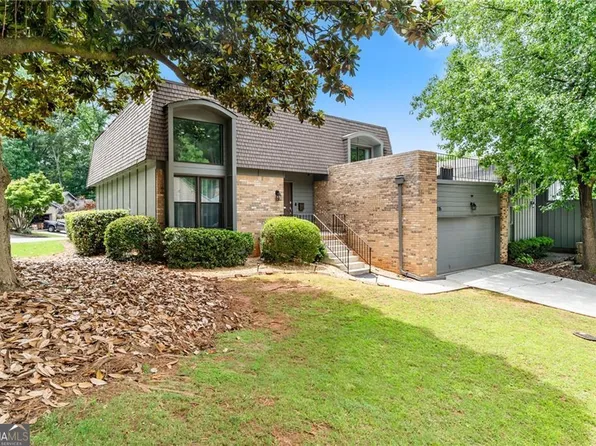 235 Leeward Ln, Roswell, GA 30076