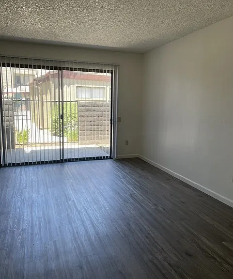 4301 California Ave #21 — Photo 10