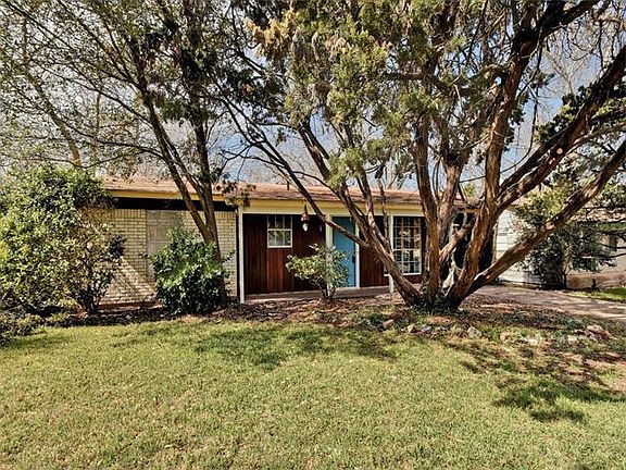 4th image of 5806 Blythewood Dr