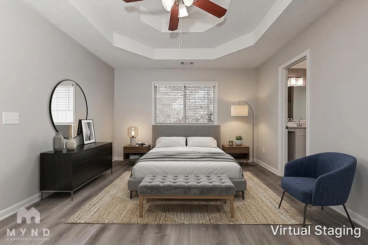 4 bed, 3.0 bath, 2384 sqft, $2,299 — Photo 4