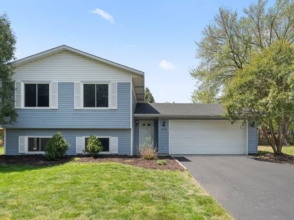 10276 Winter Pl, Eden Prairie, MN 55347