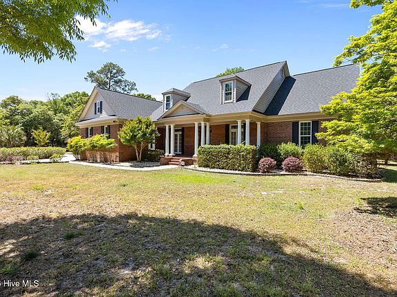 3rd image of 225 Shearwater Drive