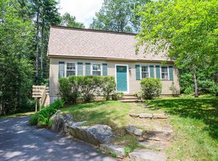 16 Custer Cir, Nashua, NH 03062