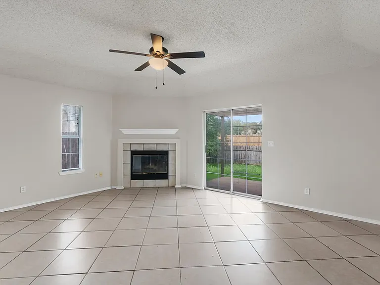 101 Ina Ct #INACOURT101 — Photo 18