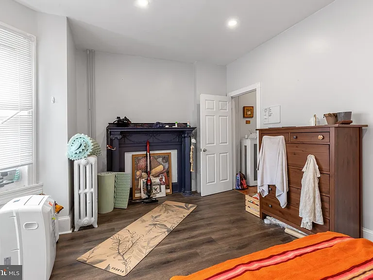4706 Warrington Ave #2 — Photo 8