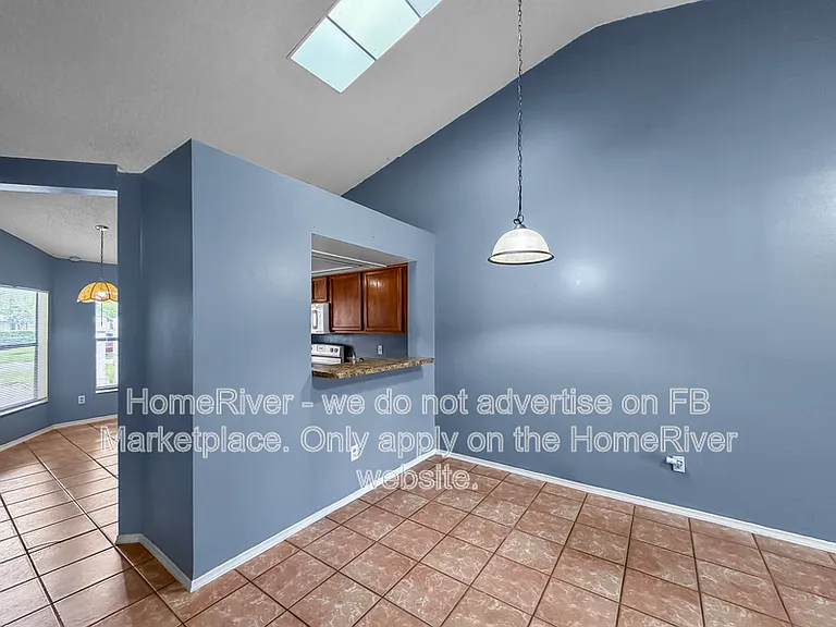 12253 Augusta Woods Cir — Photo 6