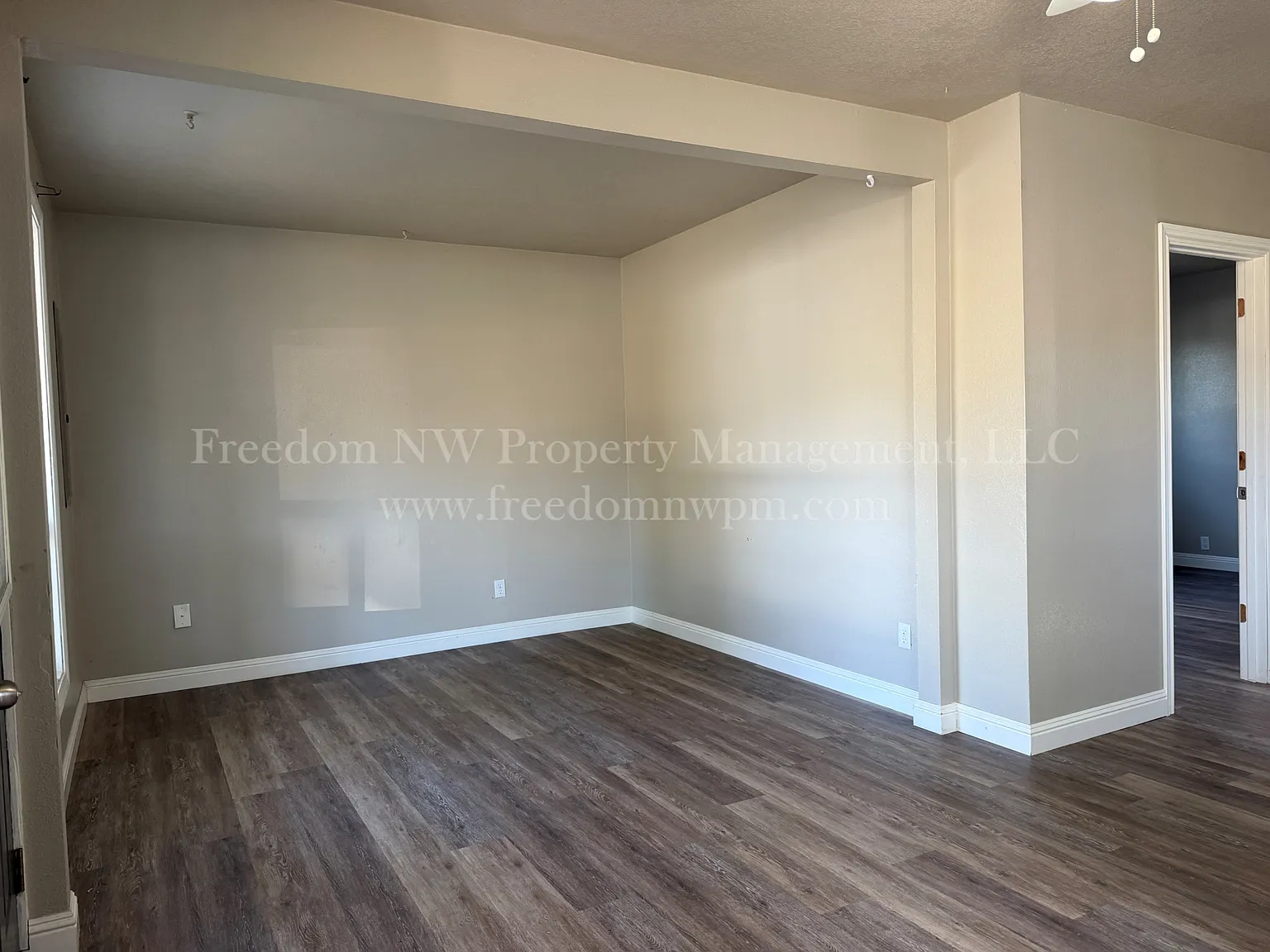 3 bed, 1440 sqft, $2,150 — Photo 3