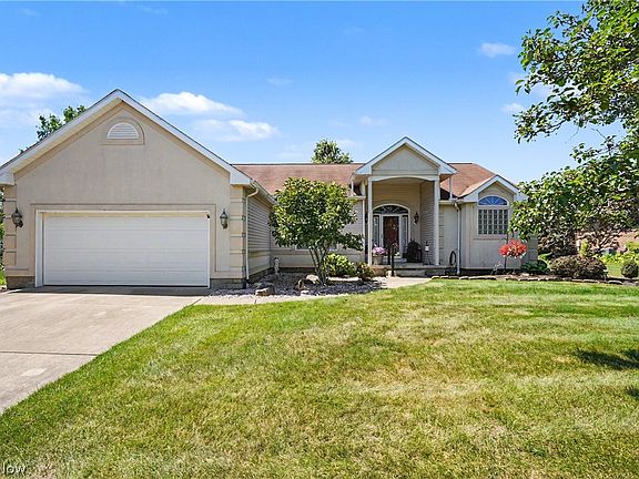 3rd image of 11547 Grand Valley Dr NW