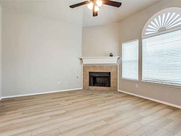 3rd image of 6621 Wilshire Ln