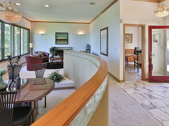 4th image of 9836 NE 34th Pl