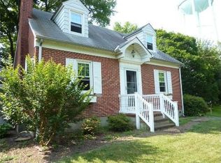 586 Capitol Trl, Newark, DE 19711