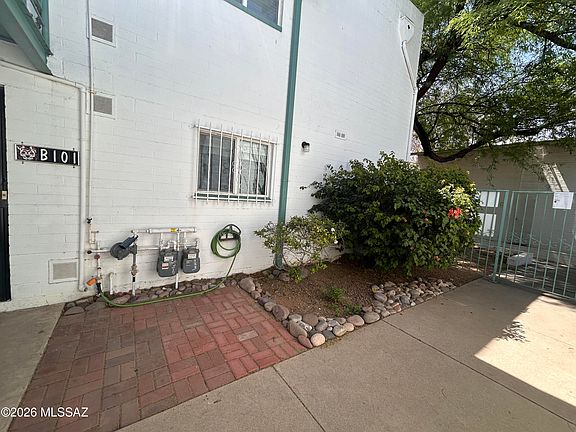 3rd image of 1776 S Palo Verde Ave #B101