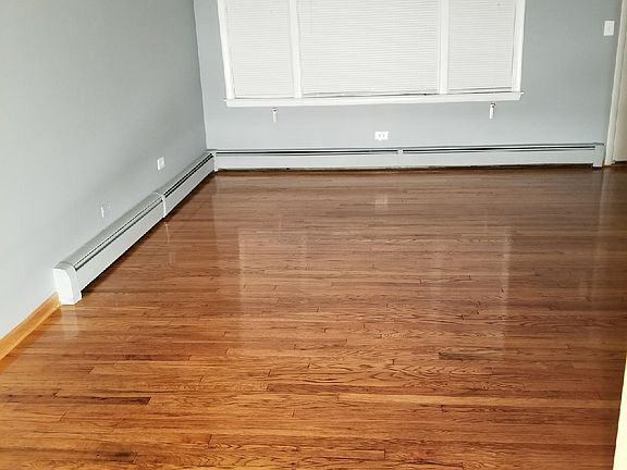 3rd image of 1111 Holiday Ln APT 16