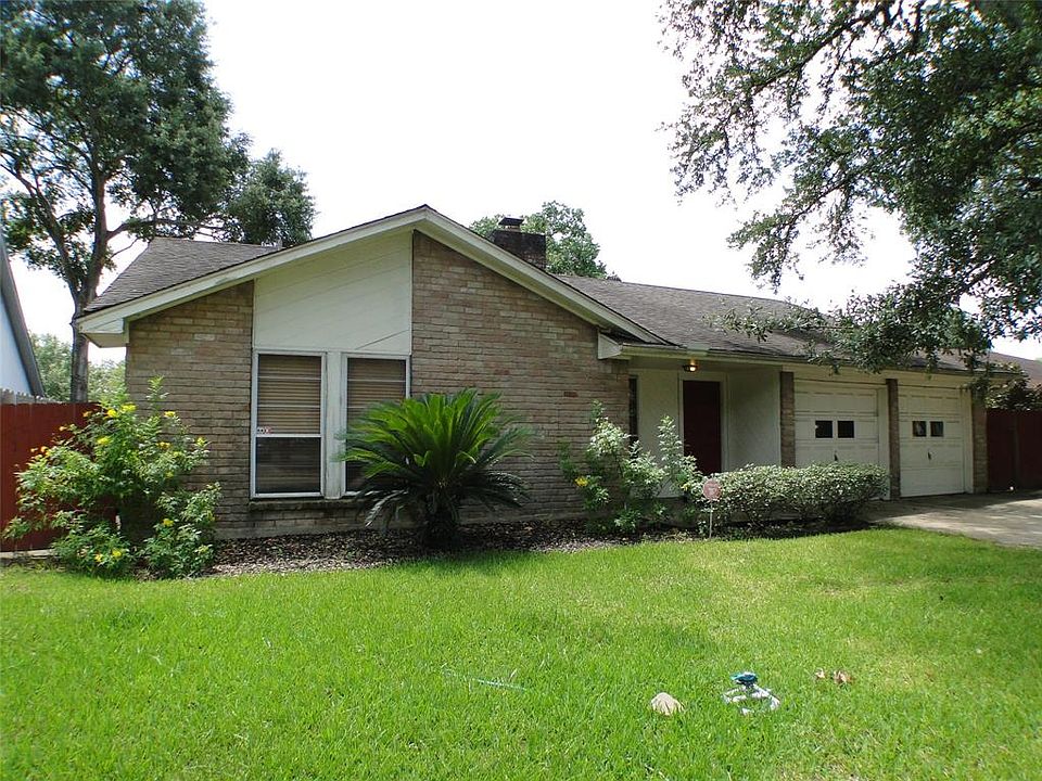 1st image of 22719 Deville Dr