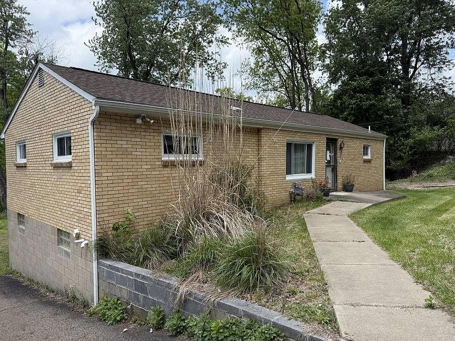 1st image of 329 Harmony Rd