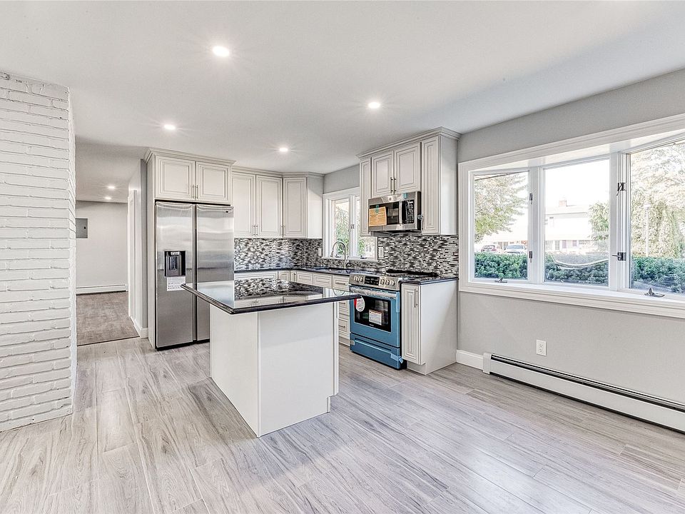 22 Winding Lane, Levittown, NY 11756 Zillow