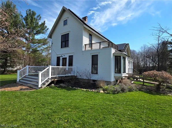 11606 Garfield Rd, Hiram, OH 44234
