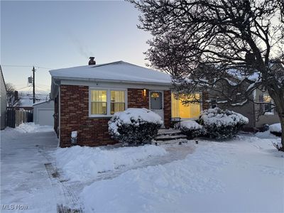 8321 Wainstead Dr, Parma, OH, 44129