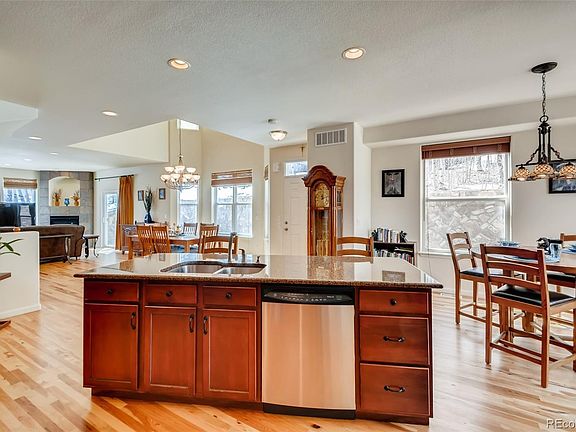 5th image of 790 Jake Dr