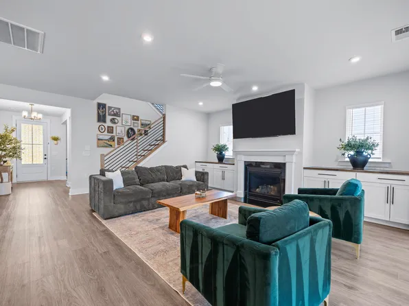 1229 Remey Ave, Wake Forest, NC 27587