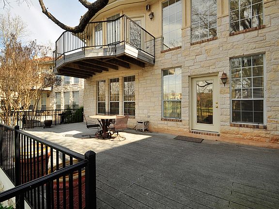 4th image of 331 The Hills Dr