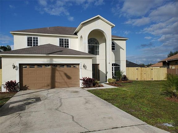 3rd image of 1085 Dudley Dr #1085