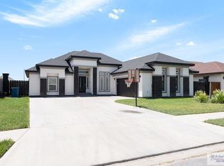 9129 Lake Charles Dr, Los Fresnos, TX 78566