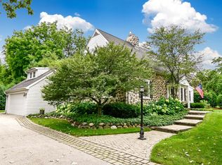 14245 Juneau Blvd, Elm Grove, WI 53122