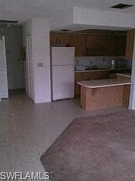 2nd image of 303 SW 3rd Pl #105