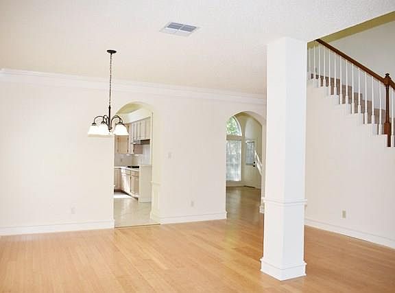 5th image of 3333 Moss Creek Dr