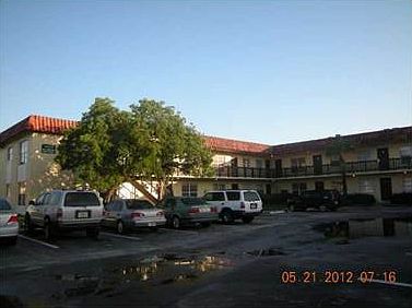 5th image of 399 SW 13th Pl APT 604