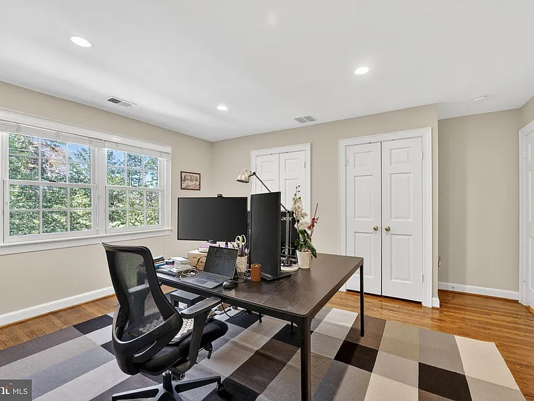 5115 Cape Cod Ct — Photo 38