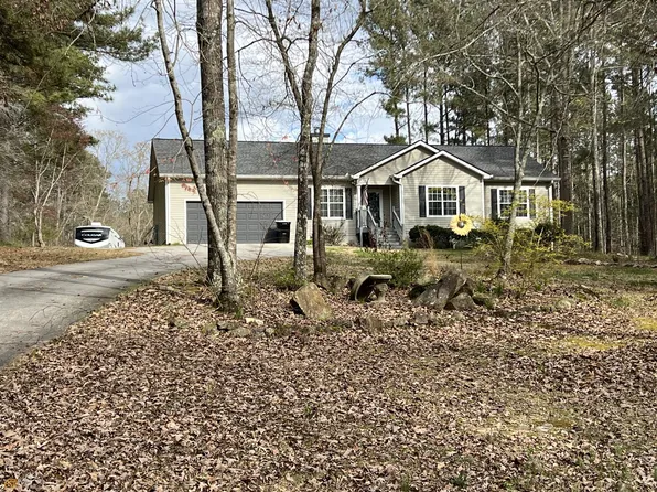 325 Meadowbrook Ln, Carrollton, GA 30117