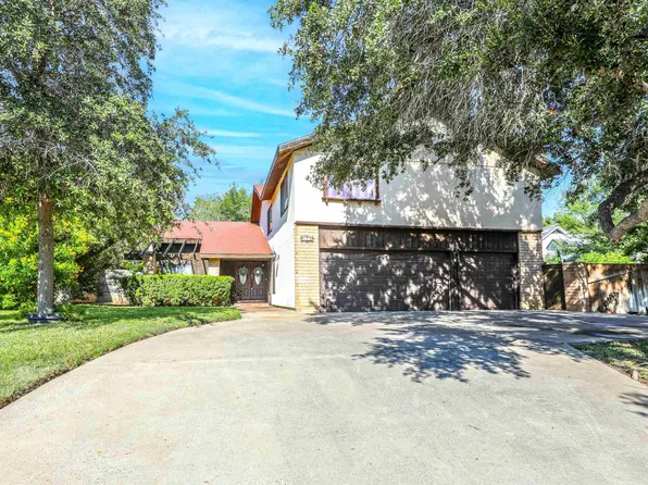 203 Fenwick Dr, Laredo, TX 78041