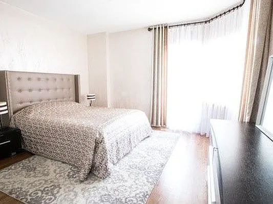 Sold by Maximillion Realty, Inc. | media 11