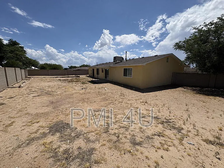 9605 Benavides Rd SW — Photo 25