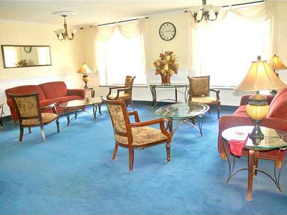 2nd image of 279 N Broadway APT 4H