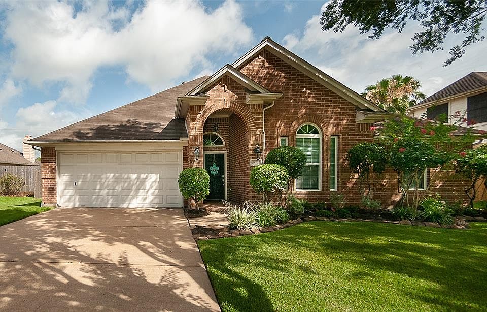 1st image of 3806 Sunset Meadows Dr
