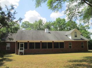 8923 NW Martin Sewell Rd, Clarksville, FL 32430