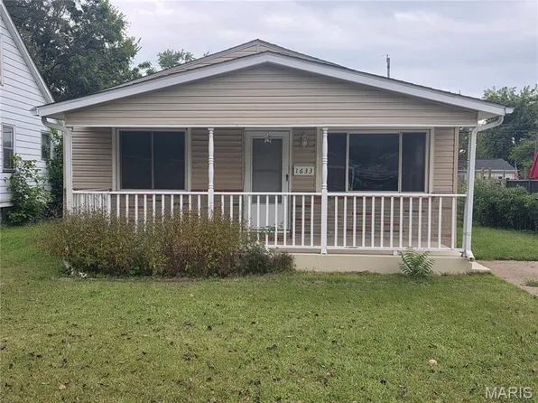 1633 Sycamore St, Granite City, IL 62040