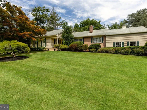 157 Shady Brook Ln, Princeton, NJ 08540