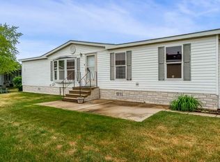2231 Blossom Ln, Belvidere, IL 61008