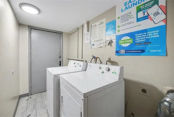 1908 Clinton St #203 — Photo 6