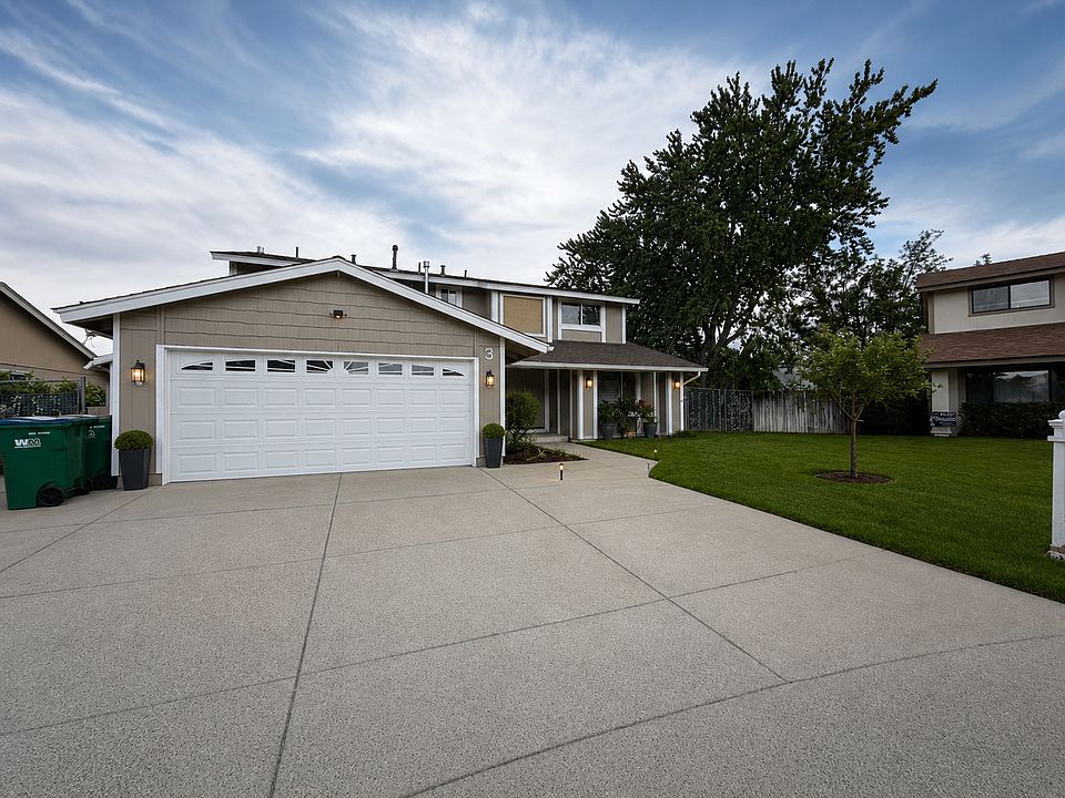 1st image of 3 Heather Cir