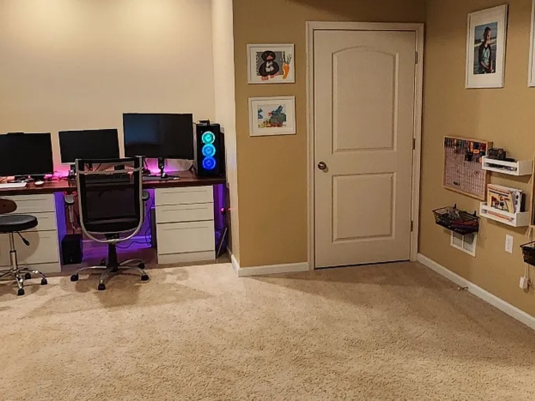 615 Keswick Ct — Photo 21